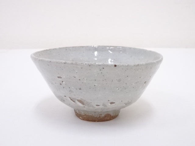 JAPANESE TEA CEREMONY / TEA BOWL CHAWAN / WHITE GLAZE 
